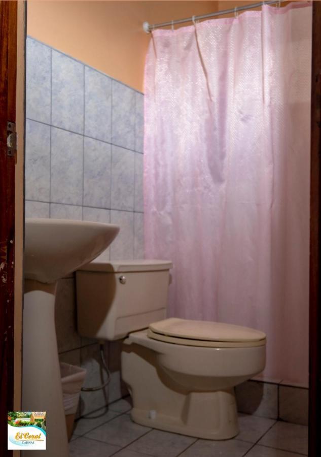 Hotel Y Cabinas El Coral Хако Экстерьер фото